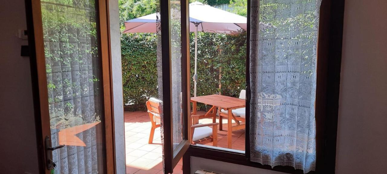 Appartamento Comodo Per Lerici E 5 Terre Piano di Follo Luaran gambar